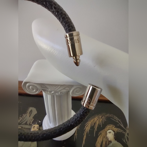 Louis Vuitton Damier Graphite Keep It Bracelet 19 - Picture 6 of 6